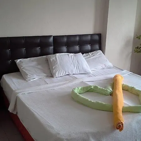 Tatvan Bed & Breakfast